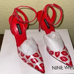 Nine West - Red lip Kiss Heel